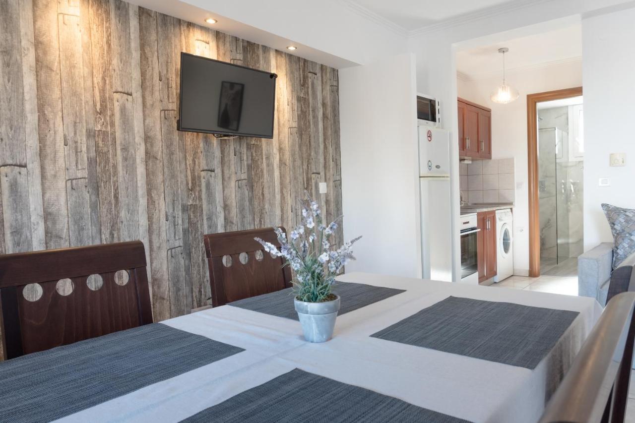Mouses Apartments ลีเมนาส ภายนอก รูปภาพ