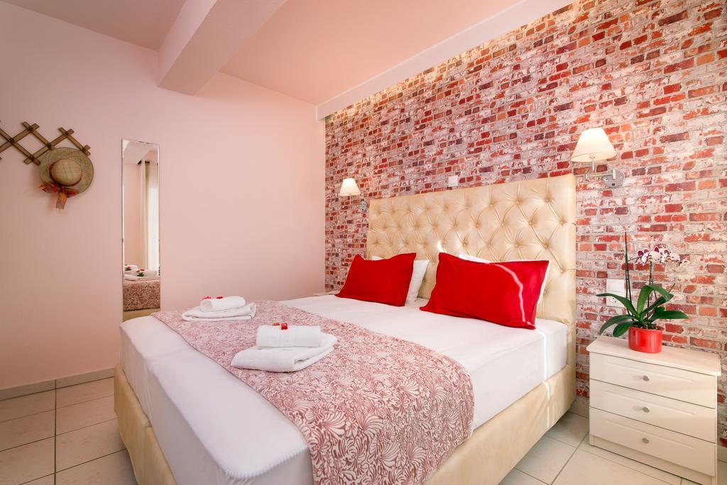 Mouses Apartments ลีเมนาส ภายนอก รูปภาพ